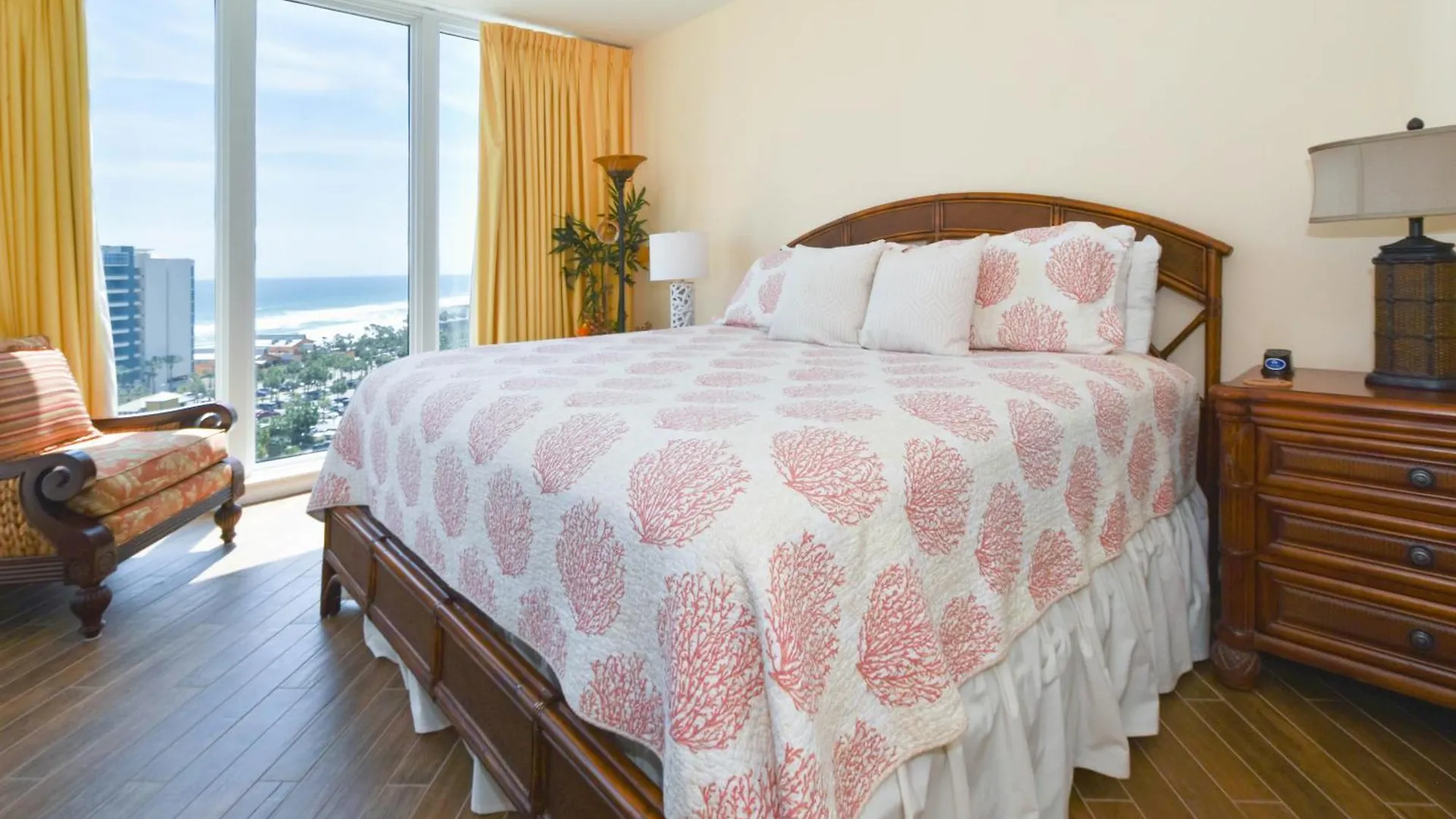 Silver Shells St, Lucia 1101 Destin Apartment